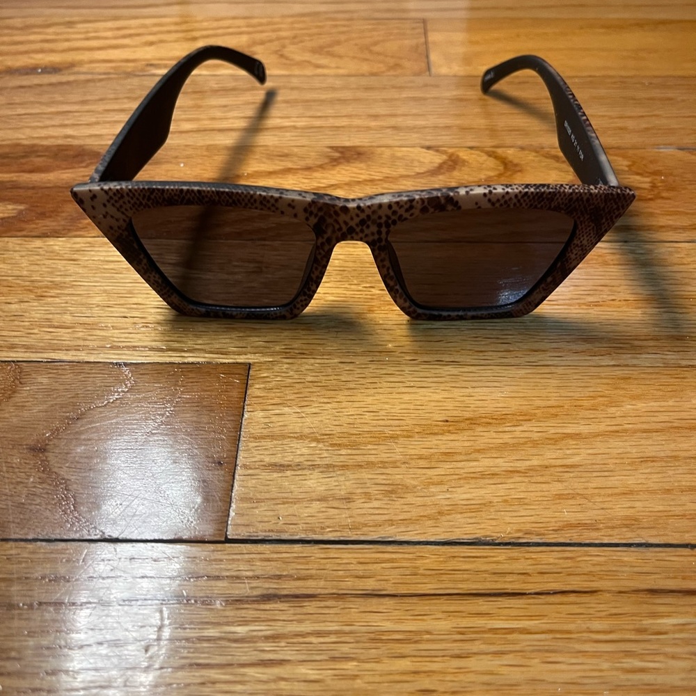 sun glasses
